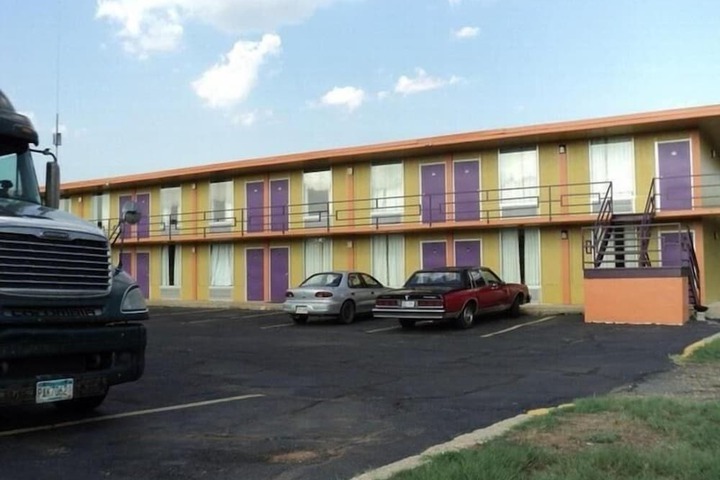Hotel 1 of 16