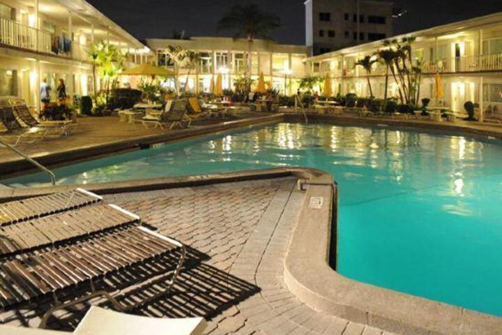 Thunderbird Beach Resort
