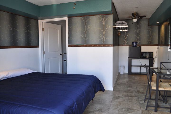 Room 37 of 124