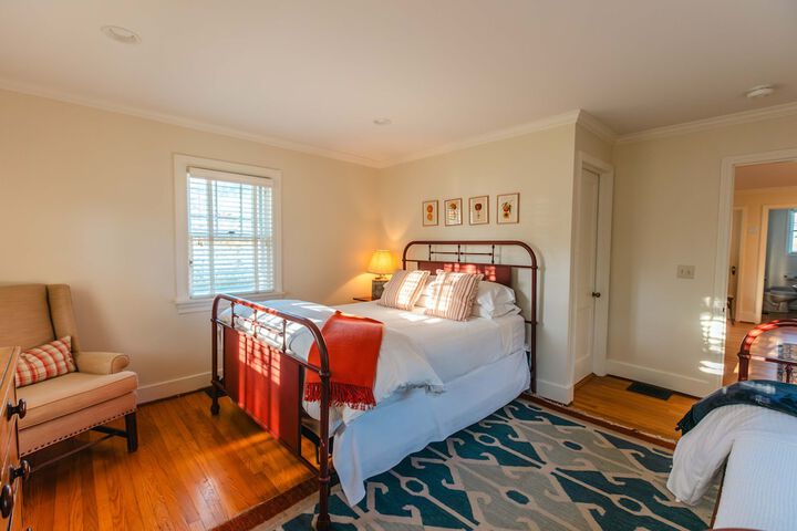 Room 65 of 121