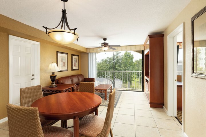 Room 15 of 26
