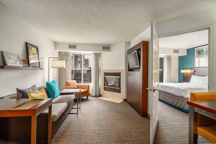 Room 42 of 56