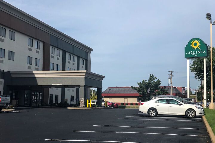 Hotel 3 of 55