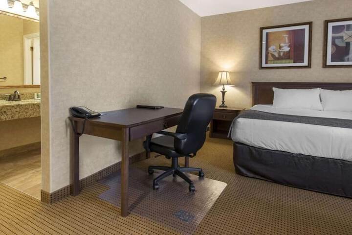 Room 17 of 54