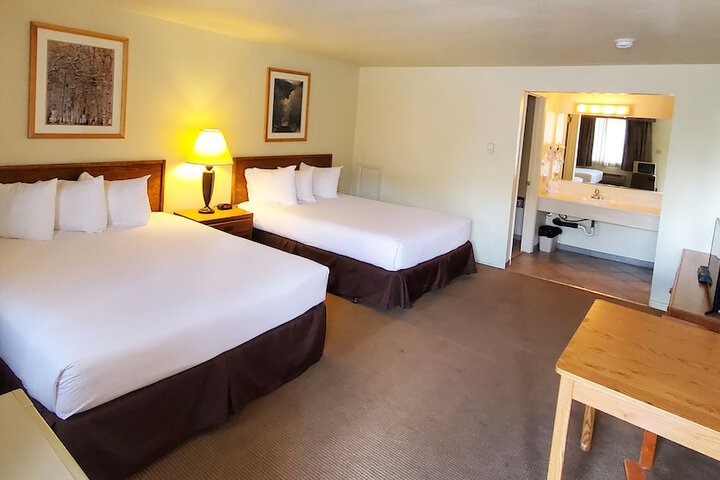 Magnuson Hotel Ely