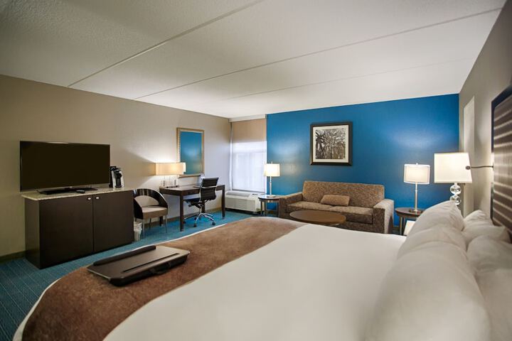 DoubleTree by Hilton Roseville Minneapolis