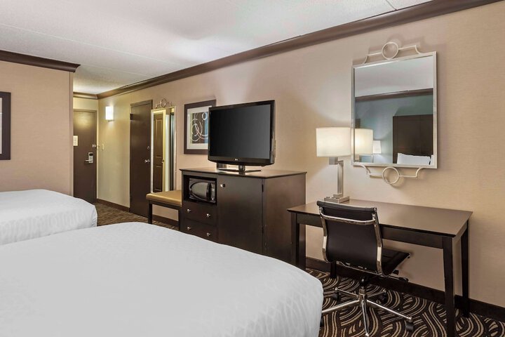 Kingston Regency Inn