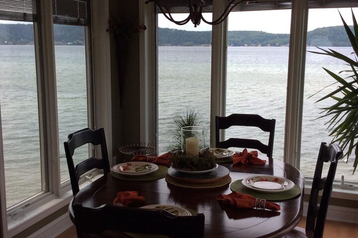 Pictured Rocks Bed & Breakfast