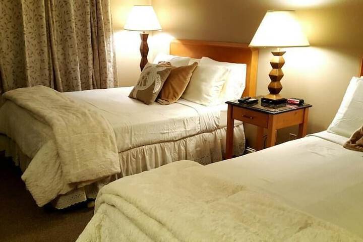 Room 5 of 44