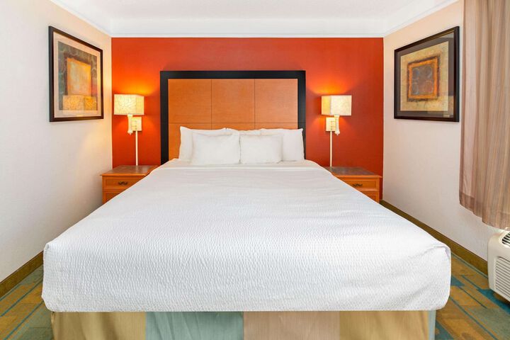 Room 35 of 50