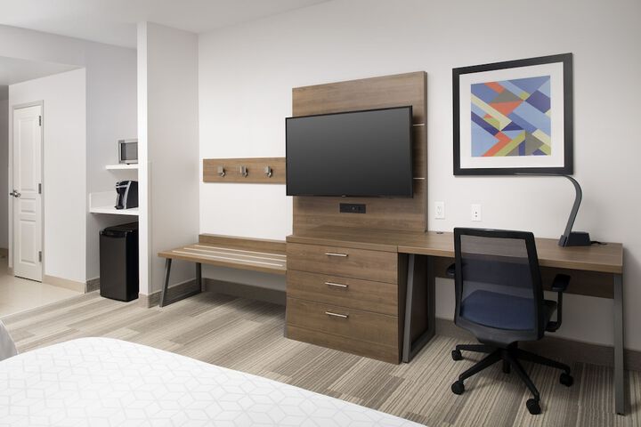 Holiday Inn Express Jacksonville Beach by IHG