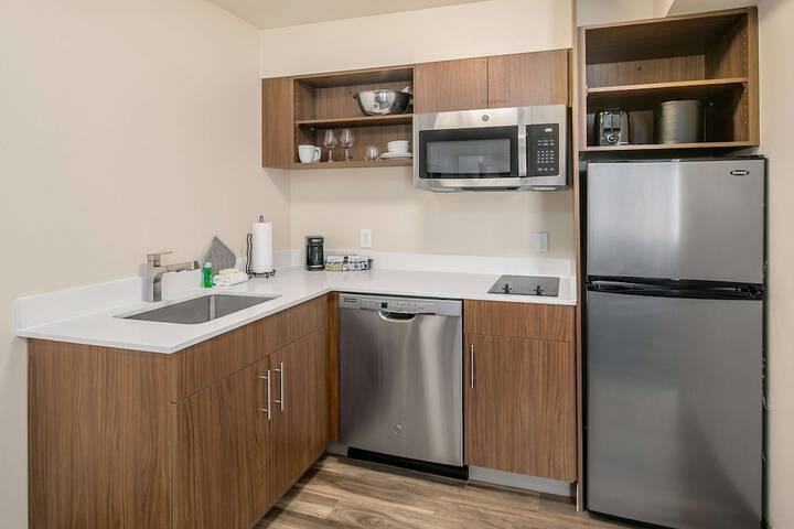 Executive Residency by Best Western Navigator Inn & Suites