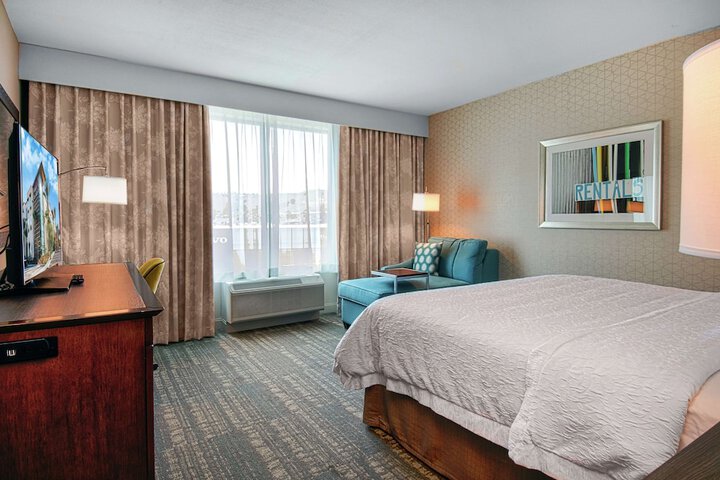 Hampton Inn & Suites Mission Viejo