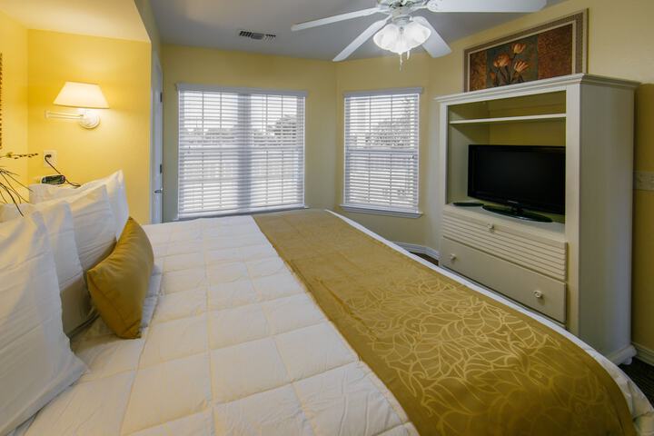 Holiday Inn Club Vacations Orlando Breeze Resort by IHG