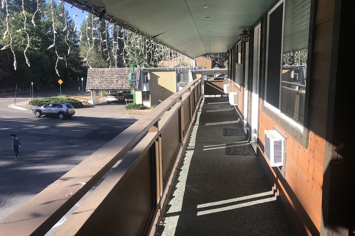 Hotel 3 of 70