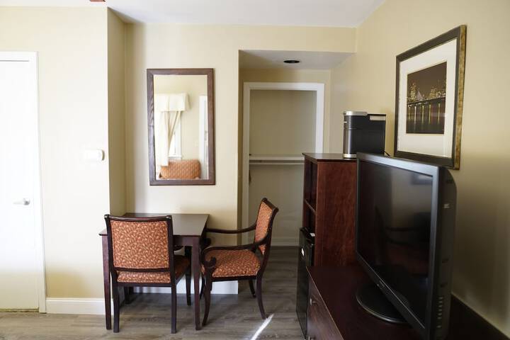 The Boston Hotel