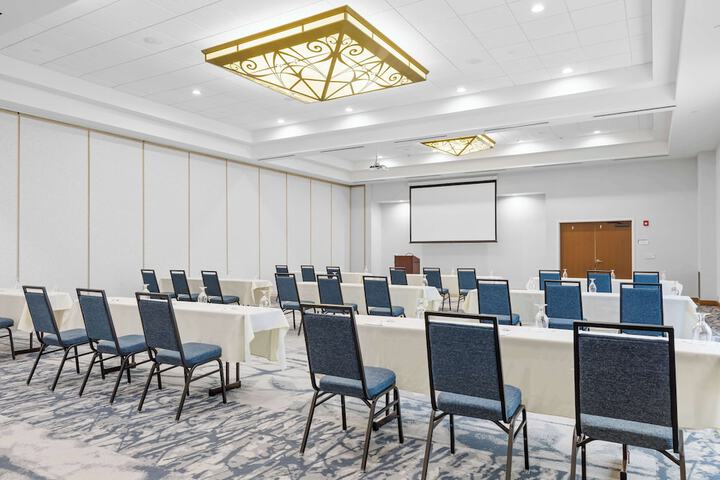 Hilton Garden Inn Auburn