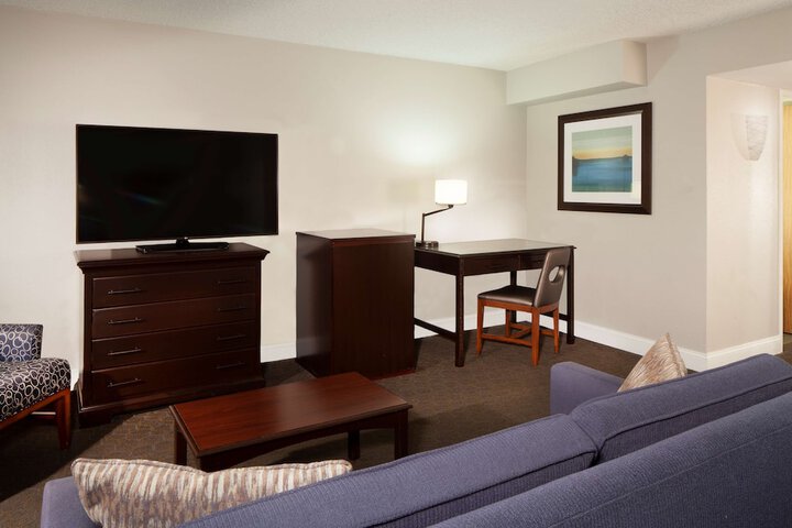 Room 42 of 91