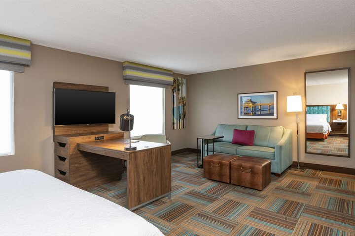 Room 9 of 44