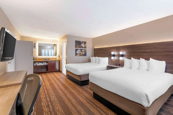 Room 47 of 54