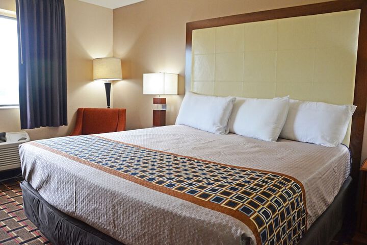 Heritage Grand Inn