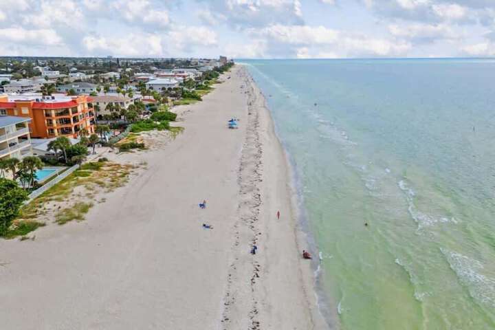 IRB Coastal Beach Homes