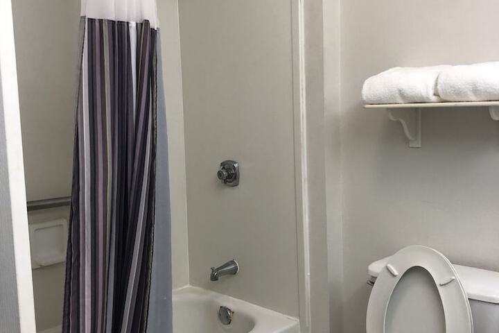 Room 19 of 59