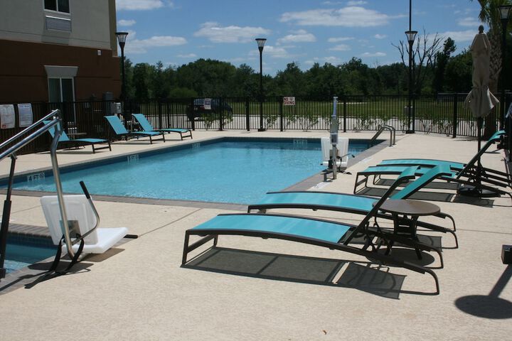 Candlewood Suites College Station at University by IHG