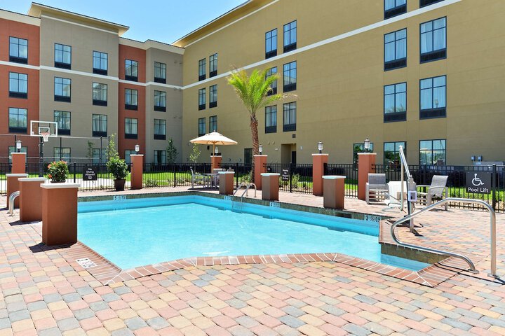 Pool 10 of 80