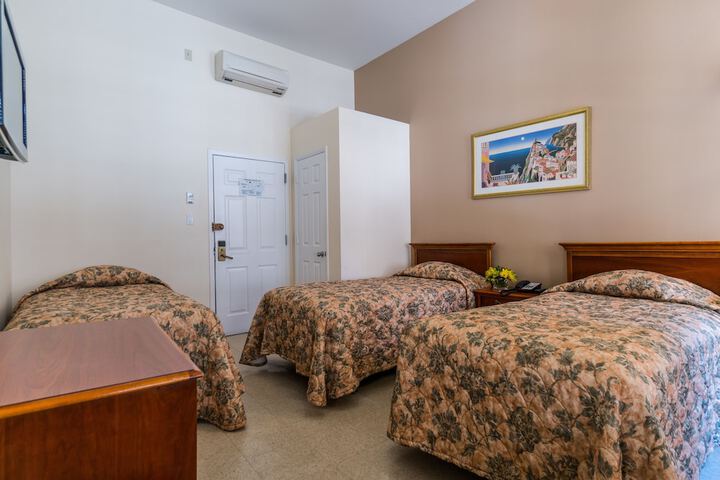 Room 31 of 40