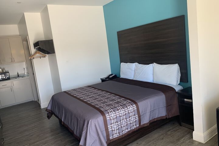 Room 7 of 15