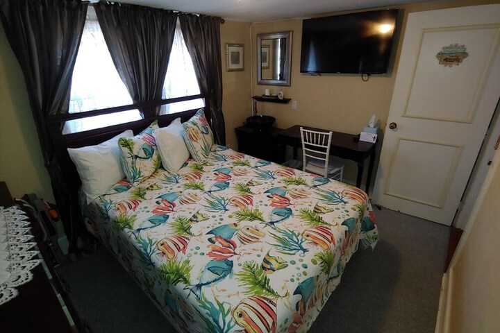 Island Guest House B & B