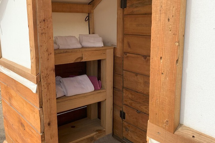 Room 16 of 24
