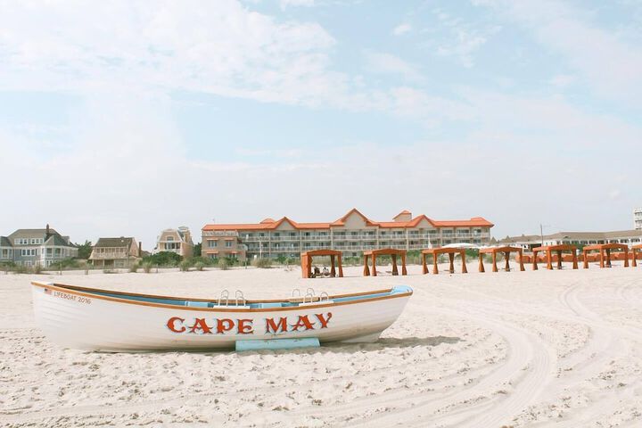 Montreal Beach Resort