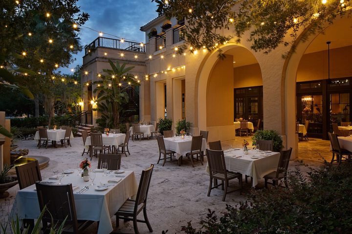 Dining 40 of 60
