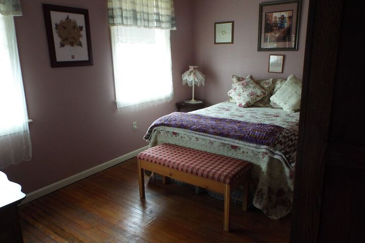 Room 9 of 38