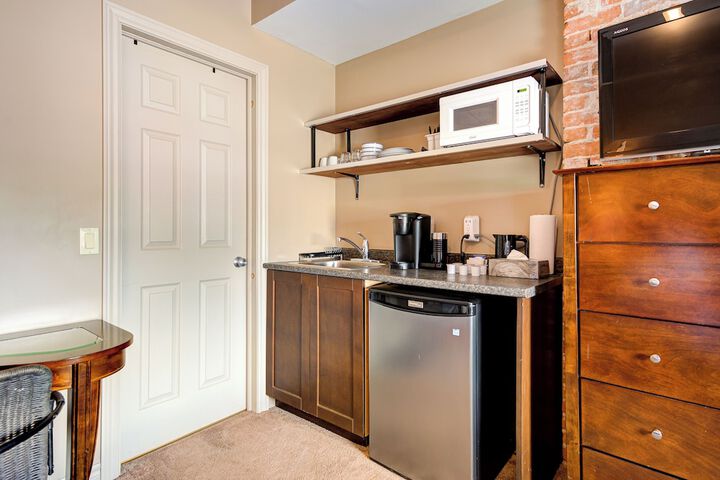Wellington Inn by Hoco Hotels Collection