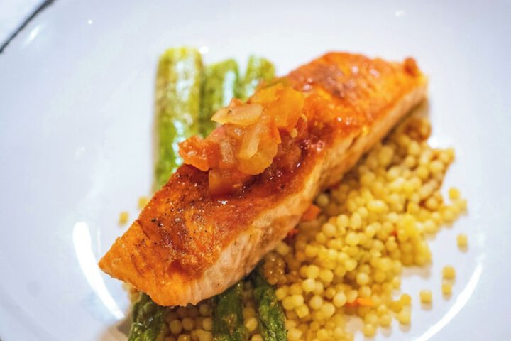 Dining 74 of 90