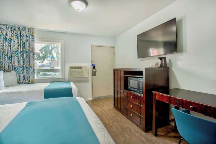 Studio 6 Suites Albany OR
