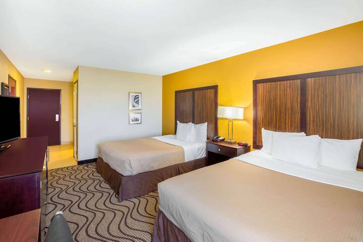 Room 35 of 54