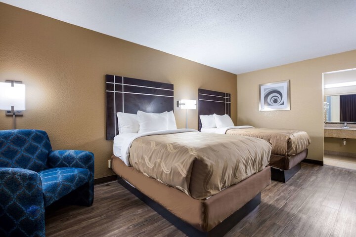 Quality Inn Starkville near University