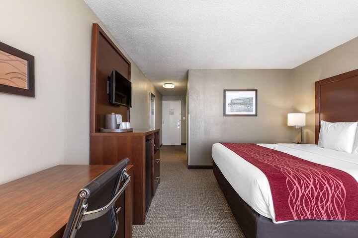 Room 48 of 80