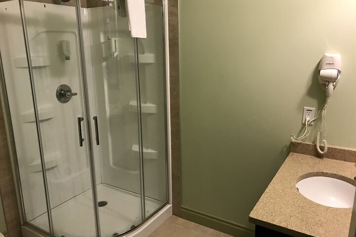 Room 28 of 55