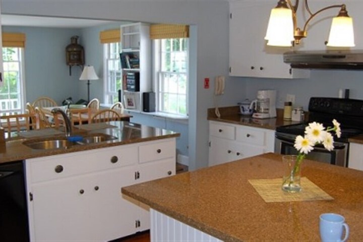 Dockside Guest Quarters & Restaurant