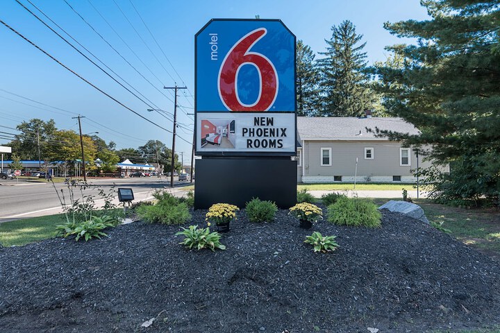 Hotel 7 of 49