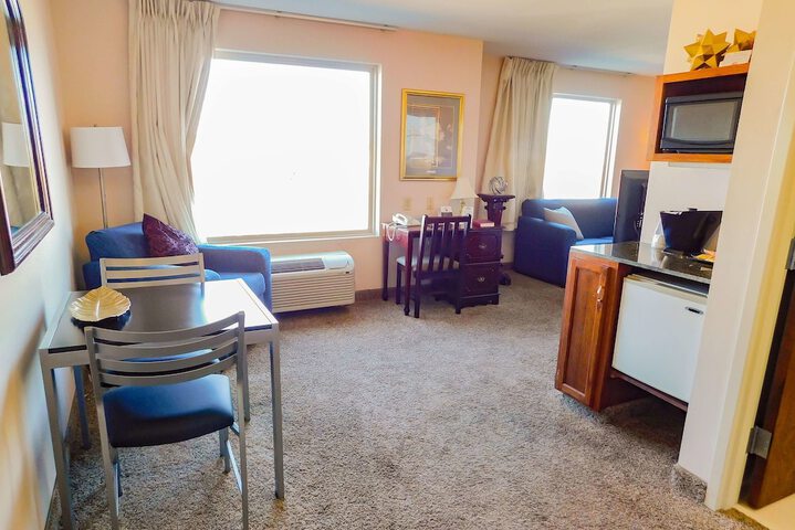 Room 22 of 43