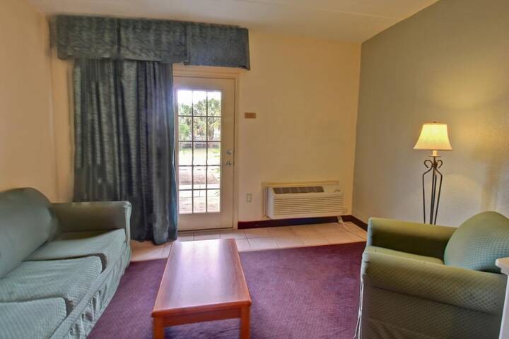 Room 15 of 43
