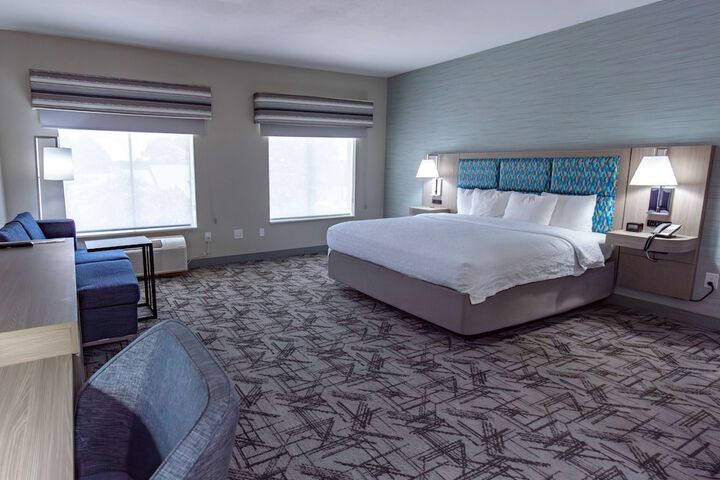 Room 36 of 65