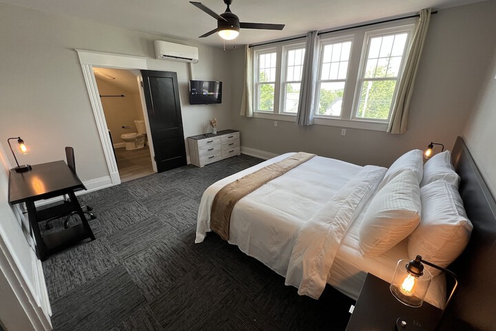 Room 14 of 25