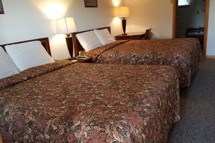 Room 25 of 27
